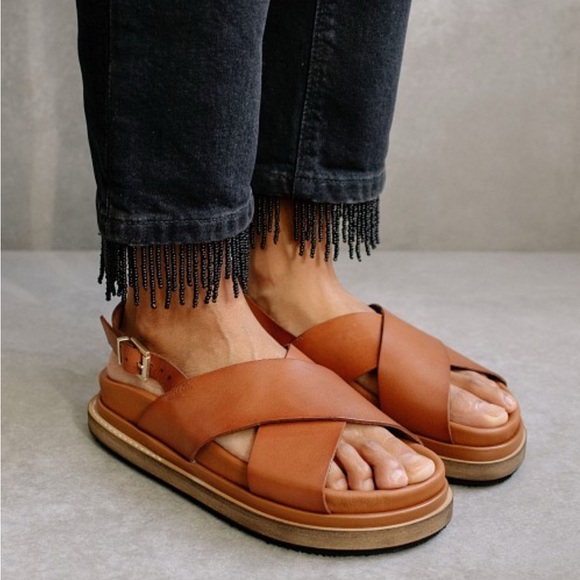 ALOHAS Shoes - Alohas Women 8.5–9 EU39 Tan Brown Leather Sandals Cross Strap Platform Slingback